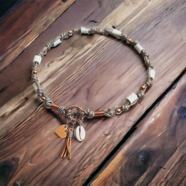 EM - Keramik Hundekette *Gipsymee* Chichi Ivory - Taupe - Die StupsnaseEM - Keramik Hundekette *Gipsymee* Chichi Ivory - TaupeEM KeramikhalsbandDie StupsnaseEM Keramikhalsband