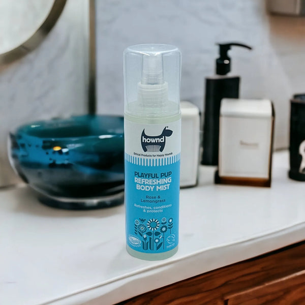 Erfrischendes Hundespray mit Rose und Zironengras *Vegan - Die StupsnaseErfrischendes Hundespray mit Rose und Zironengras *VeganshampooDie Stupsnaseshampoo