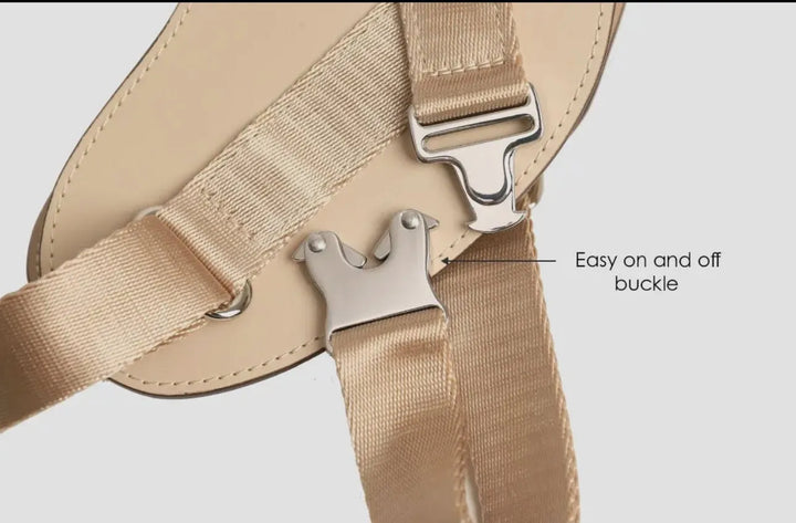 Ergonomisches Hundegeschirr in Braun aus veganem Leder – Handgefertigt, sicher und bequem für alle Hunderassenfür kleine & große Hunde - Die StupsnaseErgonomisches Hundegeschirr in Braun aus veganem Leder – Handgefertigt, sicher und bequem für alle Hunderassenfür kleine & große HundeHundegeschirrDie StupsnaseHundegeschirr