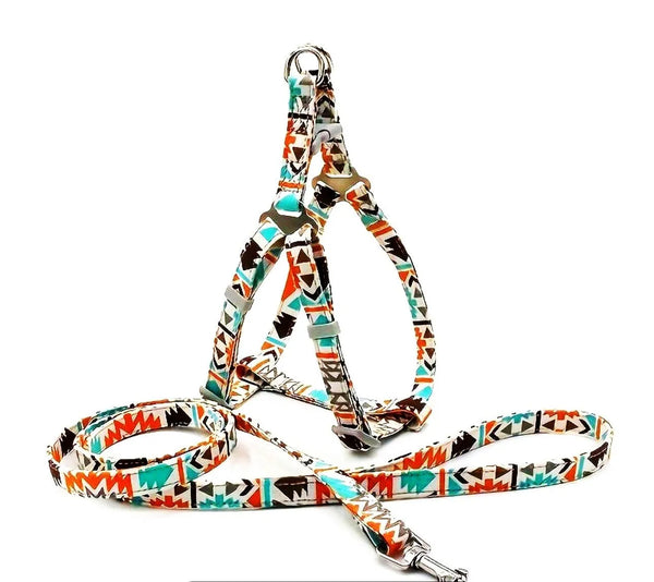 Hundegeschirr aus strapazierfähigem Nylon – Verstellbar und in zwei Farben erhältlich - Die StupsnaseHundegeschirr aus strapazierfähigem Nylon – Verstellbar und in zwei Farben erhältlichHundegeschirrDie StupsnaseHundegeschirr