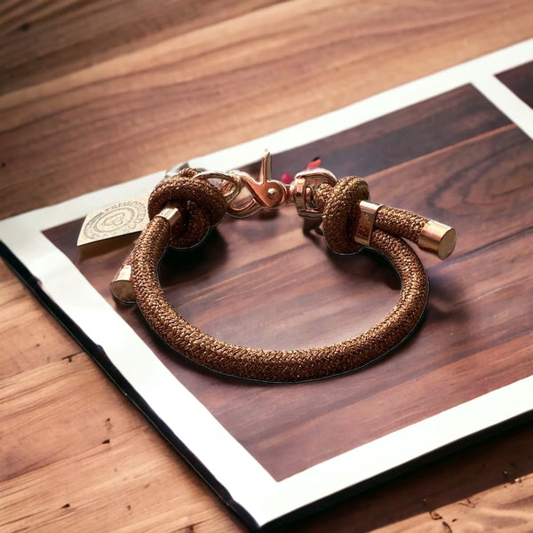 Hundehalsband aus Paracord „Copper“ - Die StupsnaseHundehalsband aus Paracord „Copper“HundehalsbandDie StupsnaseHundehalsband