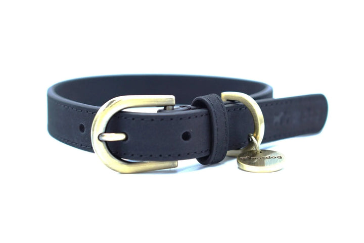 Hundehalsband Coal aus hochwertigem Leder - Die StupsnaseHundehalsband Coal aus hochwertigem LederHundehalsbandDie StupsnaseHundehalsband