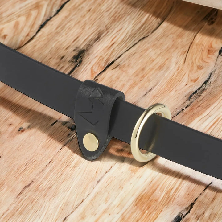 Multifunktionale Hundeleine aus hochwertigem Leder für einen oder zwei Hunde - Die StupsnaseMultifunktionale Hundeleine aus hochwertigem Leder für einen oder zwei HundeHundeleineDie StupsnaseHundeleine