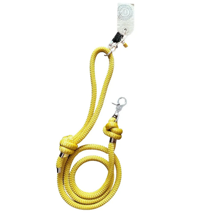 Paracord Hundeleine Mustard - Die Perfekte Kombination aus Funktionalität und Stil - Die StupsnaseParacord Hundeleine Mustard - Die Perfekte Kombination aus Funktionalität und StilHundeleineDie StupsnaseHundeleine