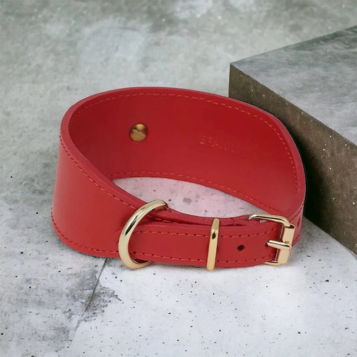 Rotes Windhundhalsband aus Leder - Die StupsnaseRotes Windhundhalsband aus LederWindhund halsbandDie StupsnaseWindhund halsband